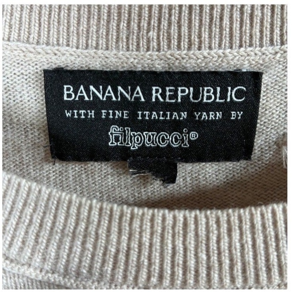 Banana Republic Beaded Sweater Medium Merino Cashmere Blend Quiet Luxury - Picture 5 of 8